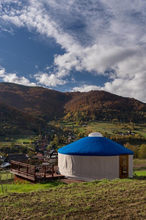 Gorski Glamping - Caloroczne Jurty Z Widokiem Tylmanowa المظهر الخارجي الصورة