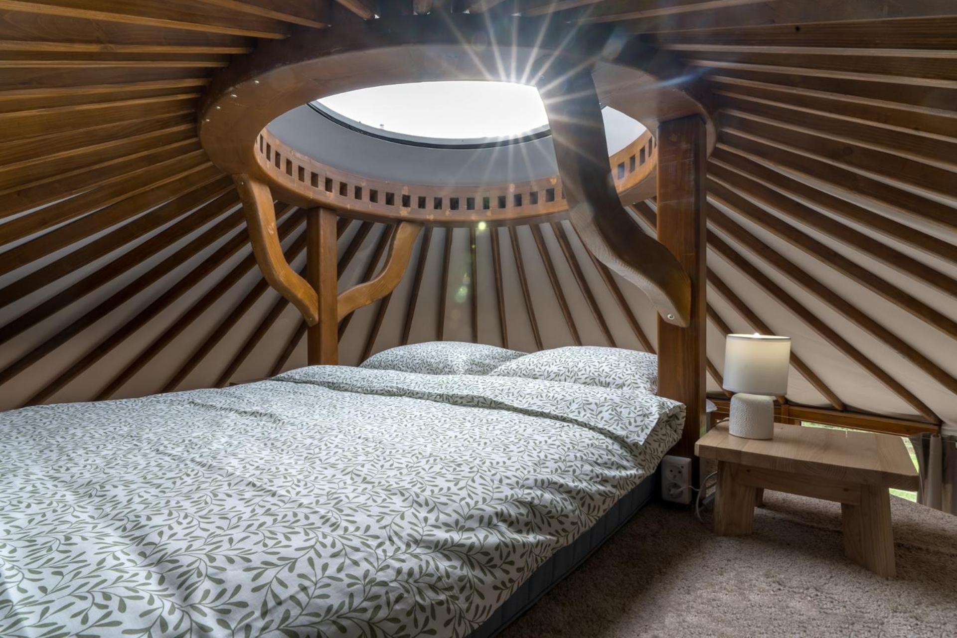 Gorski Glamping - Caloroczne Jurty Z Widokiem Tylmanowa المظهر الخارجي الصورة